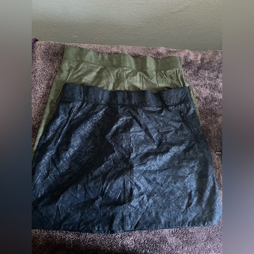 Lot of 2 XL Orvis skirts